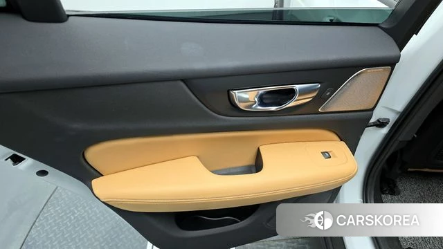 Volvo V60 Cross-Country 2nd Generation id 4362654 из Кореи 17
