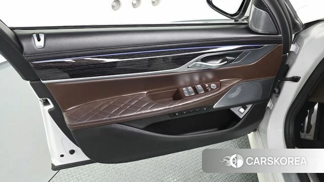 BMW 7 Series (G11) id 4201909 из Кореи 17