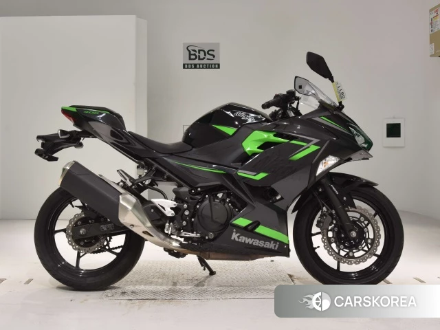 Проданный Kawasaki NINJA 400 2019 из Японии