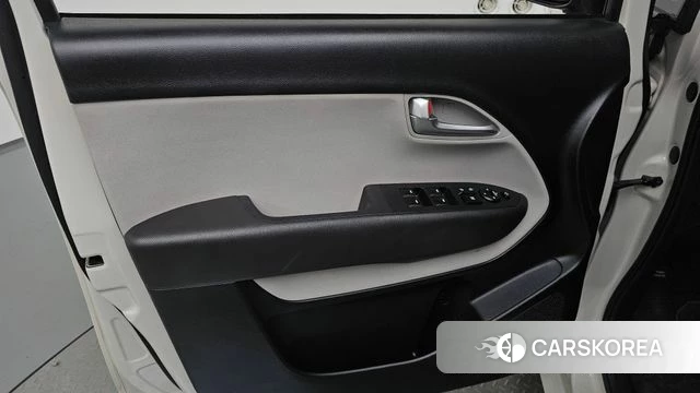Kia The New Kia Ray id 4443026 из Кореи 17