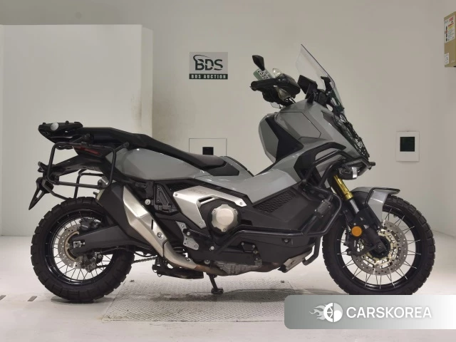 Проданный Honda X-ADV 750 2021 из Японии