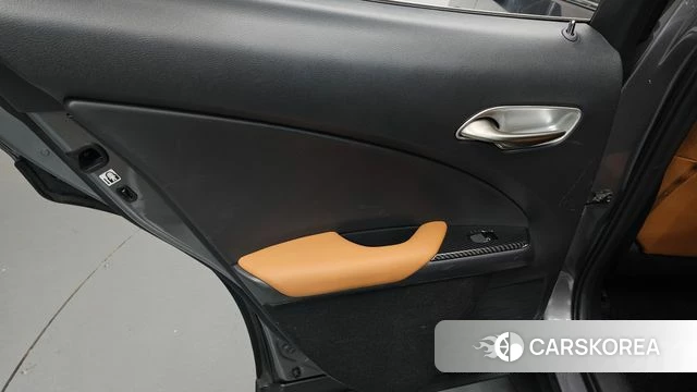 Lexus UX250h id 4595473 из Кореи 17