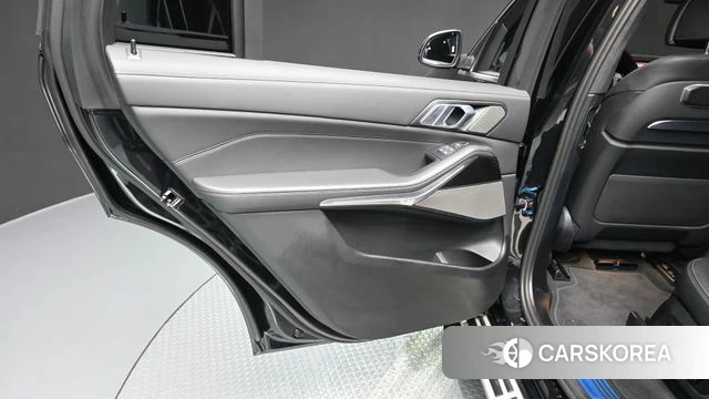 BMW X7 (G07) id 4669693 из Кореи 17