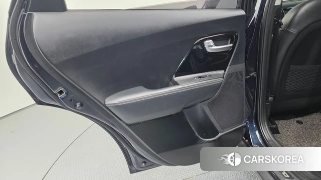 Kia Niro id 4713324 из Кореи 17