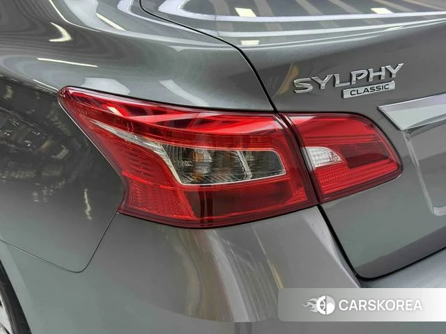 Nissan Xuan Yi id 4274548 из Китая 17