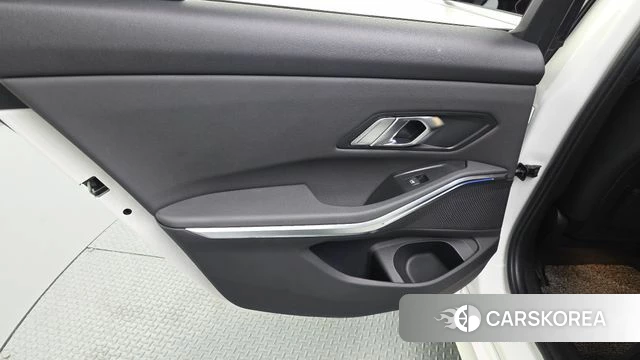 BMW 3 Series (G20) id 4647543 из Кореи 17