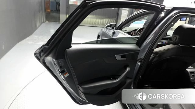 Audi A4 (B9) id 4310974 из Кореи 17