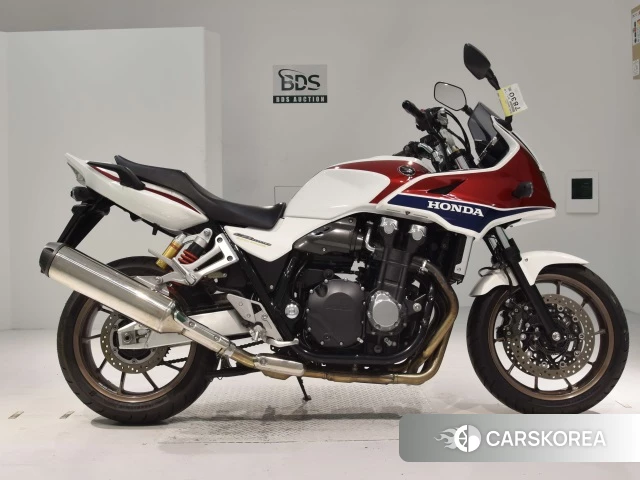 Проданный Honda CB1300SF BOLDOR 2016 из Японии