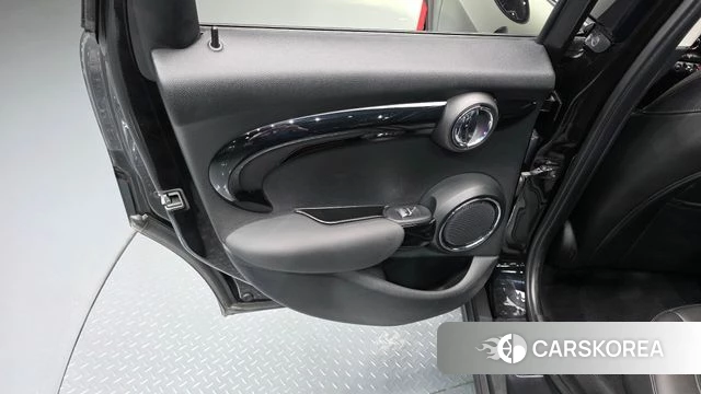 Mini Cooper S id 4754945 из Кореи 17
