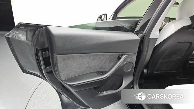 Tesla Model Y id 4767999 из Кореи 17