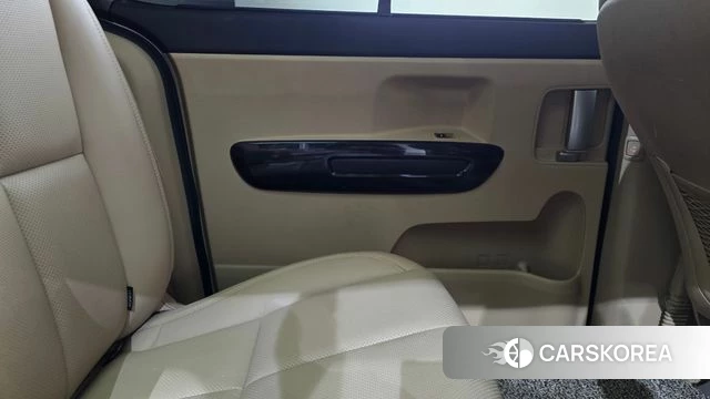 Kia The New Carnival id 4689398 из Кореи 17