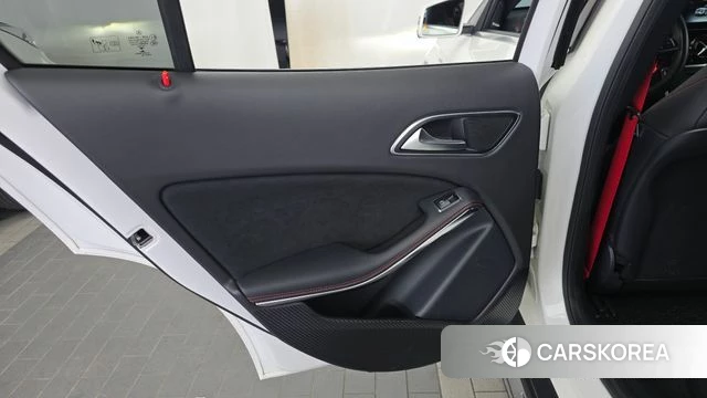 Mercedes-Benz GLA-Class X156 id 4698654 из Кореи 17
