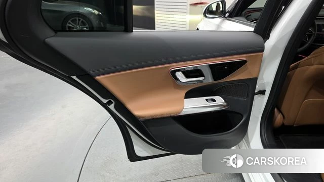 Mercedes-Benz E-Class W214 id 4200763 из Кореи 17