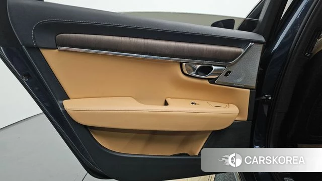 Volvo S90 id 4382225 из Кореи 17