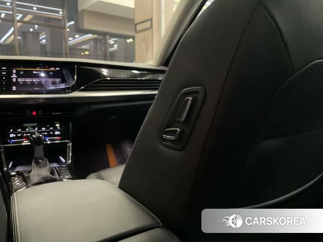 Volkswagen Passat id 4299658 из Китая 17
