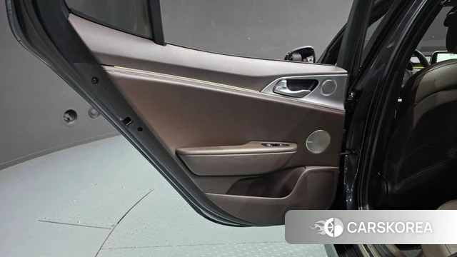 Kia Stinger id 4694064 из Кореи 17