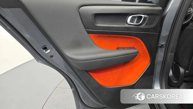 Volvo XC40 id 4638045 из Кореи 17