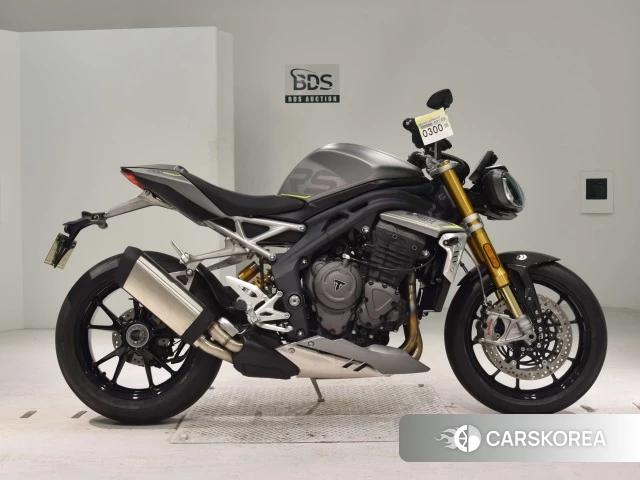 Проданный Triumph SPEED TRIPLE RS 2023 из Японии