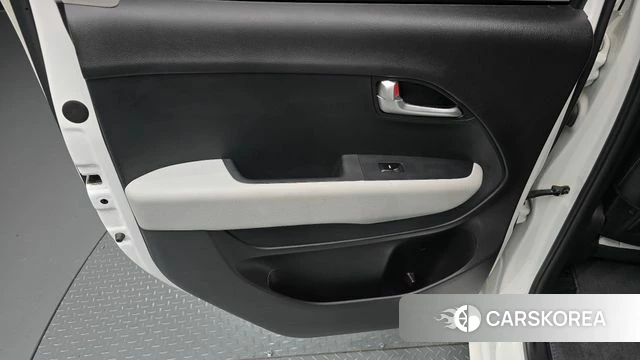 Kia The New Kia Ray id 4475149 из Кореи 17
