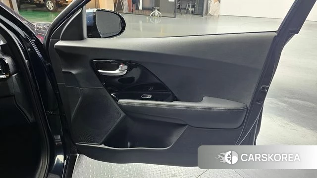 Kia The New Niro id 4464378 из Кореи 17