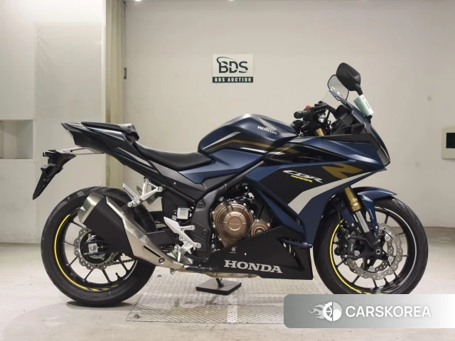 Проданный Honda CBR400R 2023 из Японии