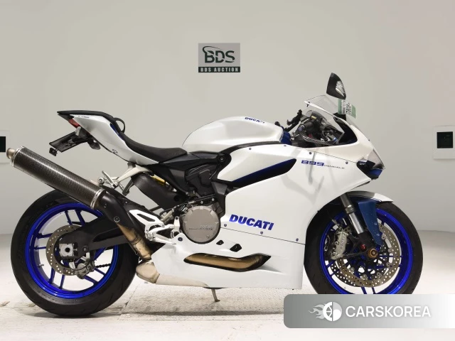 Проданный Ducati 899 PANIGALE 2014 из Японии