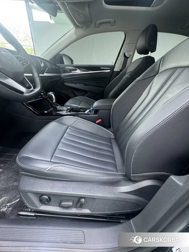Volkswagen Passat id 4313473 из Китая 17