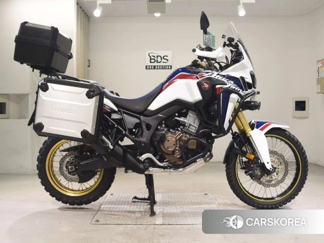 Проданный Honda CRF1000L AFRICA TWIN 2016 из Японии