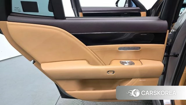 Genesis G90 (RS4) id 4636442 из Кореи 17