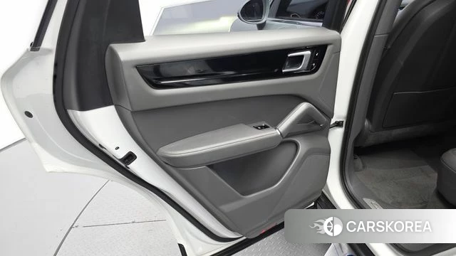 Porsche Cayenne (PO536) id 4632972 из Кореи 17