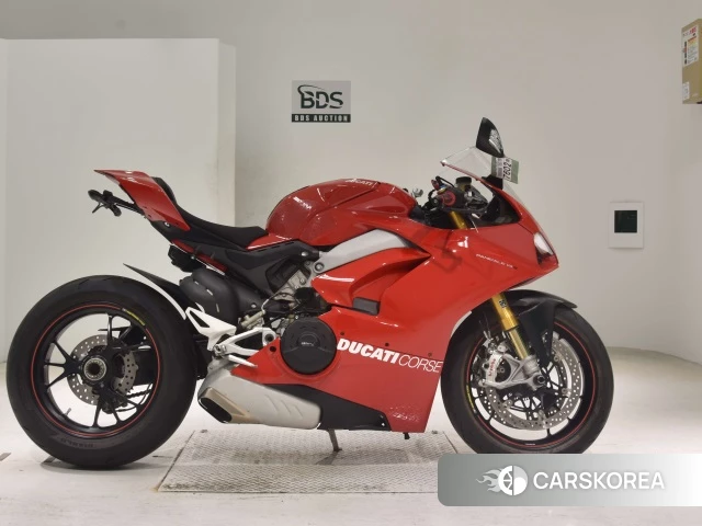 Проданный Ducati PANIGALE V4 S 2018 из Японии