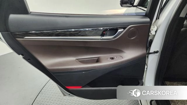 Hyundai Grandeur IG id 4310882 из Кореи 17