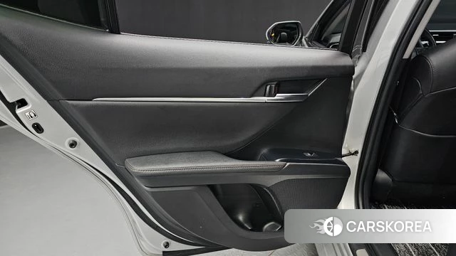 Toyota Camry (XV70) id 4225524 из Кореи 17