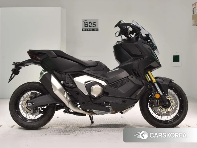 Проданный Honda X-ADV 750 2023 из Японии