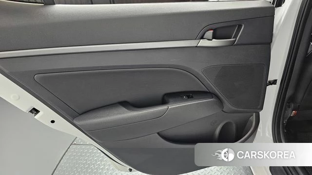 Hyundai Avante AD id 4384829 из Кореи 17