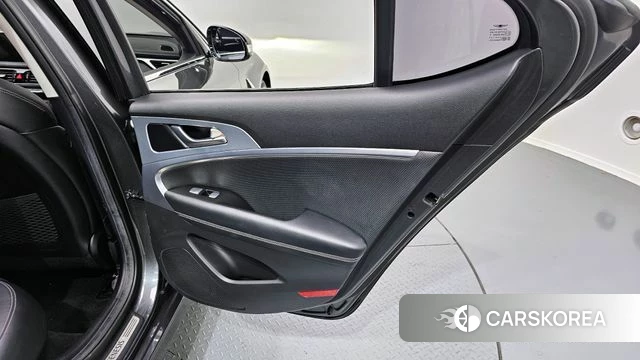 Genesis G70 id 4397739 из Кореи 17