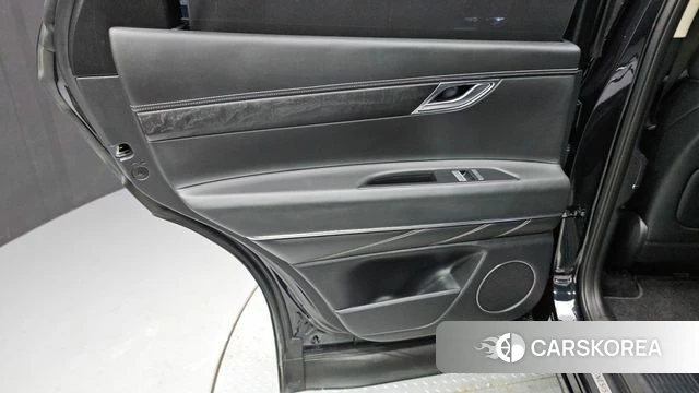 Genesis GV80 id 4482638 из Кореи 17