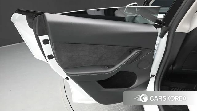 Tesla Model Y id 4701241 из Кореи 17