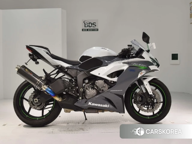 Проданный Kawasaki ZX-6R NINJA ABS 2021 из Японии