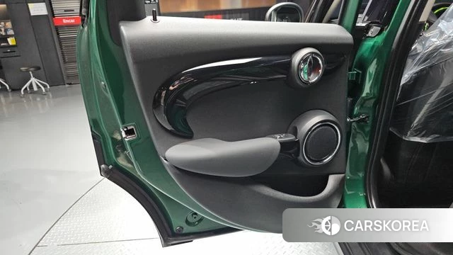 Mini Cooper id 4429807 из Кореи 17