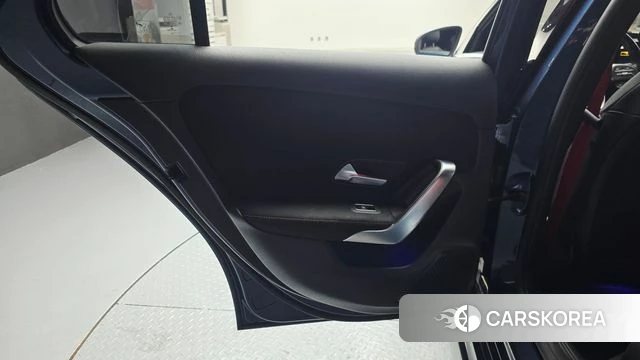 Mercedes-Benz A-Class W177 id 4562376 из Кореи 17