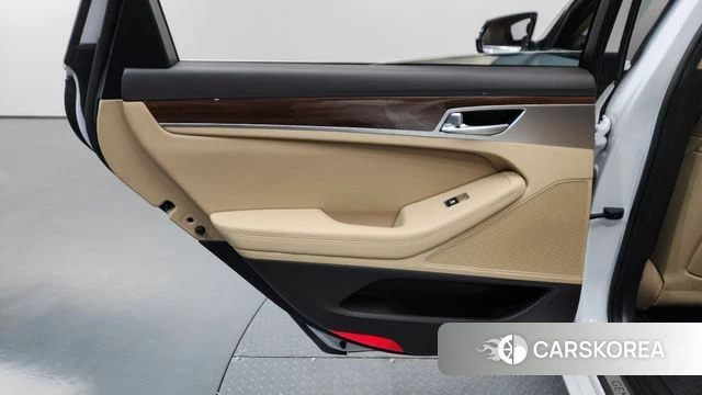 Genesis G80 id 4356587 из Кореи 17
