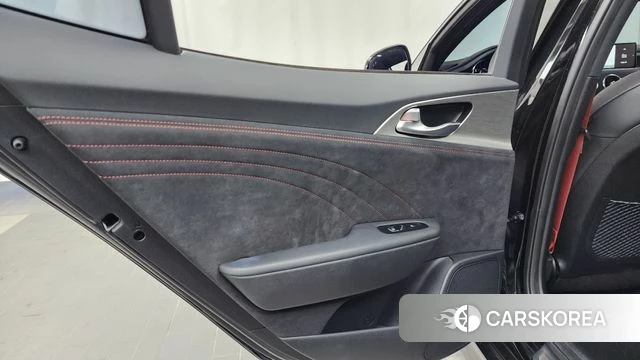 Kia Stinger Meister id 4500388 из Кореи 17