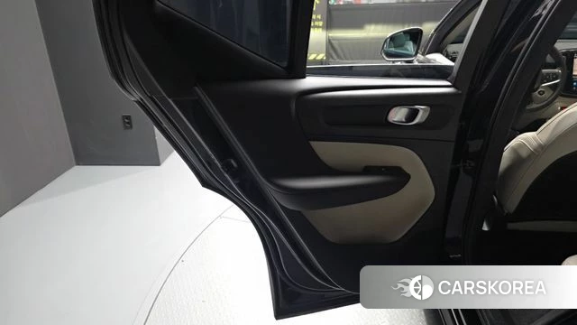 Volvo XC40 id 4623096 из Кореи 17