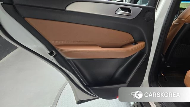 Mercedes-Benz GLE - Class W166 id 4269355 из Кореи 17