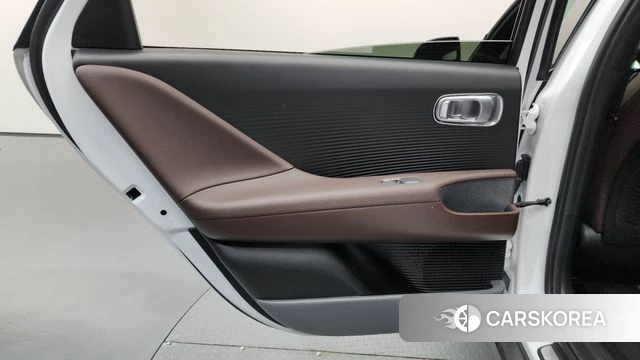 Hyundai Ionic 6 id 4854420 из Кореи 17
