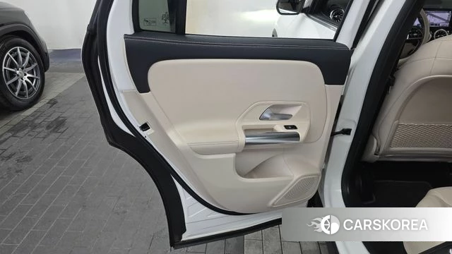 Mercedes-Benz GLA - Class H247 id 4482214 из Кореи 17