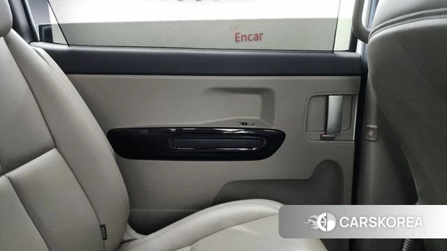 Kia The New Carnival id 4551610 из Кореи 17