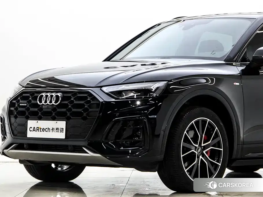 Audi Q5L id 4679505 из Китая 17