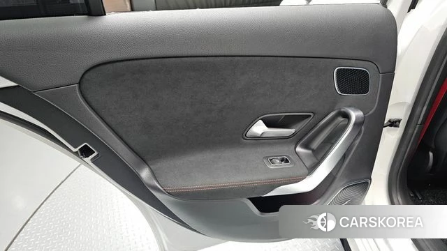 Mercedes-Benz A-Class W177 id 4590189 из Кореи 17